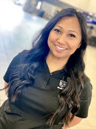 Julie Buffington's Instagram, Twitter & Facebook