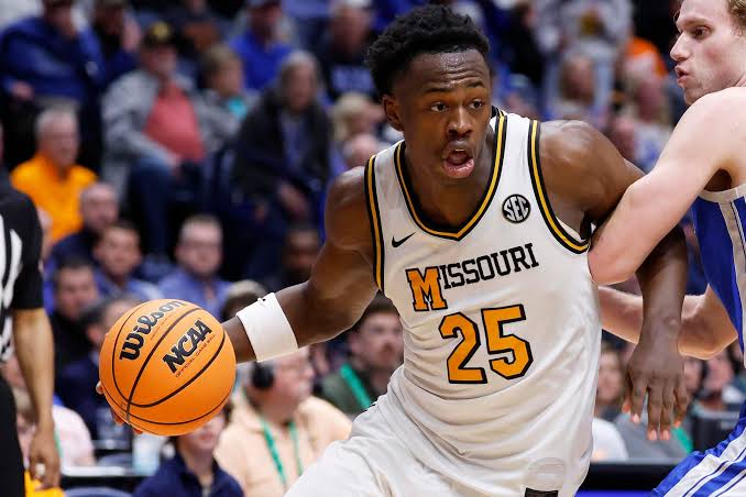 Mark Mitchell applies to the University of Kentucky, per report | A Sea Of Blue