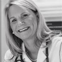 Jeanine Price's Instagram, Twitter & Facebook