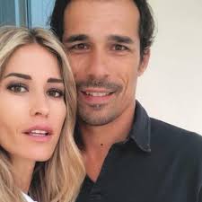 Veronica pivetti (born 19 february 1965) is an italian actress and voice actress. Elena Santarelli Chi E Il Marito Bernardo Corradi Eta Carriera Figli Altezza Tutto Su Di Lui Foto Puglia24news It