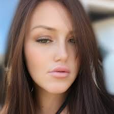 Maria Beckett updated her profile picture.