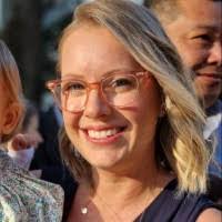 Amanda Colley's Instagram, Twitter & Facebook