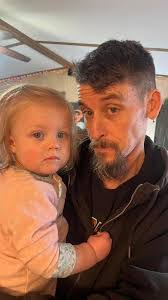 Amanda Willoughby's Instagram, Twitter & Facebook