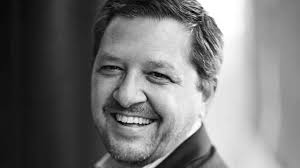 LOS 10 AUTOS DE HERNÁN VÁZQUEZ