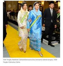 In 2006 sultan iskandar bequeathed the property to his grandson tunku ismail ibni sultan ibrahim the then heir presumptive and now the crown prince of johor. Kenali Puteri Sultan Sultan Di Malaysia Keramat Viral