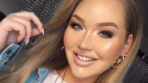 Discover more posts about nikkie tutorials. Youtube Star Nikkie Tutorials Outet Sich Als Transgender Promiflash De