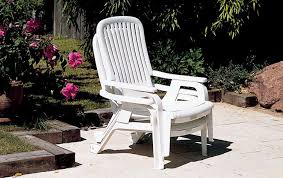 Bahia Stacking Deck Chairs With Fold Out Footrests Cushions Sold Separately Deck Chairs Chair Outdoor Chairs