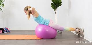 Rückenübungen workouts für einen starken rücken. Effektive Ubungen Fur Den Unteren Rucken Im Wohnzimmer