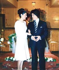 Τα ωραιότερα χριστουγεννιάτικα δώρα για εκείνη και για εκείνον. Den Einai Mono H Mari 5 Ellhnika Diazygia Pollwn Ekatommyriwn Eyrw Pics