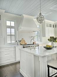 25 Popular Kitchen Ceiling Ideas 2019 Decorative Kitchen Ceiling Ideas Farmhousestyle Diy C Classic White Kitchen Interior Design Kitchen Kitchen Interior