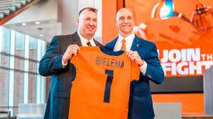 26 in advance of the season opener and touched on a variety of topics, including injury updates, pregame traditions, and the new uniforms. Bret Bielema Douglas C And Linda M Mills Endowed Head Football Coach Staff Directory University Of Illinois Athletics