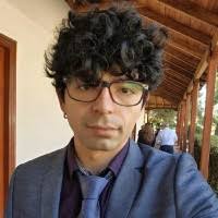 30+ perfiles de «Simon Caceres»