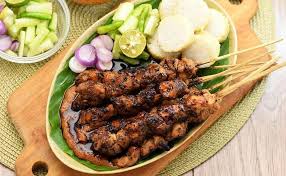 Aduk hingga daging setengah matang dan. How To Make Satay Goreng Fried Satay Singapore Food