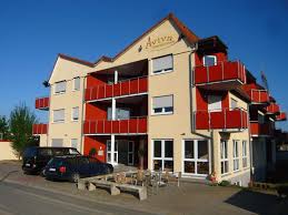 9.75 € / m² quadratmeter: Aviva Wohnung Hotel Appart Hotels Gross Zimmern