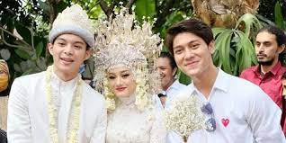 Leslar #lestibillar #lesti lesti, lesty kejora, lesti da, lesti dangdut academy, kitty, lesti rizky billar, rizky mantan pacar rizki ridho saling menguatkan nih gaes. Rizky Billar Ungkap Alasan Kenapa Tidak Taaruf Dan Menikah Dengan Dinda Hauw Kapanlagi Com