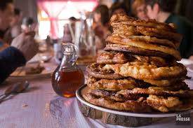 Moi je vous suggere 1 seule chose pour etre sur d'avoir des crepes parfaites et tres fines preparer votre pate la veille.au petit dej le matin regaler vous ! Les Crepes A L Ancienne De L Erabliere La Belle Epoque La Presse