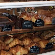 Bakery Shop Food Cafe Sweets Bread Dolci Pastry Croissant Brioche Brownie Cannele Patisserie Croissant Brioche Brownie