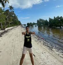 Mark Magallon Castillo