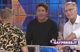 Paolo bonolis torna ad avanti un altro al posto di gerry scotti e sogna di rifare ciao darwin. Avanti Un Altro Omofobia Di Un Concorrente Faccio Il Ricchi Ne Video