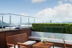 Check spelling or type a new query. Hotels With Hot Tub In Room London Hotels With In Room Jacuzzis