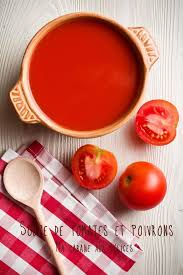 Soupe De Tomates Et Poivrons Rouges Recette Soupe Tomate Veloute De Tomates Plat Sans Viande
