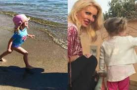 See more of στην υγειά μας ρε παιδιά on facebook. Elenh Menegakh Ths 3efyge On Air Poy Briskontai Ta Paidia Ths Fwtos Binteo Newsbomb Com Cy