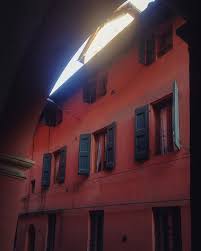 Scorcio Di Sole Bolognese Sun Light Bologna Street Windows Portici Luci Red Green Sweet Home Bologna Structures