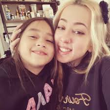 People need to stop taking there sick kids into daycare! I get so many  people are struggling to maintain bills, and can't miss work, but u also  need to take inconsideration some