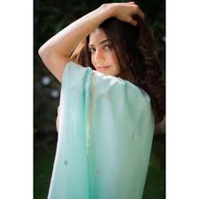 Kajal Aggarwal S Million Dollar Smile Will Brighten Up Your Sunday So i figured, drawing poses using photos of interesting models and characters will be much more stimulating. million dollar smile will brighten