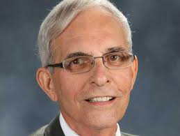 3 praised for lifetime achievement