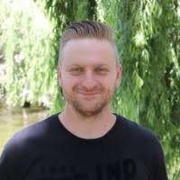 80+ Profile mit dem Suchbegriff „Bowker“