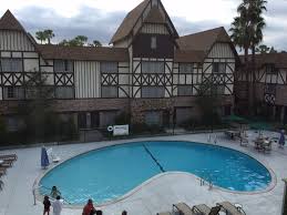 Royal Disneyland Staycation At Anaheim Majestic Garden Hotel Oc Mom Blog Hotel Majestic Anaheim