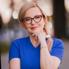 Z końcem kwietnia złożyłam rezygnację z funkcji prezesa zarządu Centrum  Edukacji Medycznej CEM. Tym samym po 6 latach żegnam się z tym wspaniałym  miejscem, a po 8 latach kończę współpracę z… |