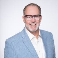 Robert Eustace's Instagram, Twitter & Facebook