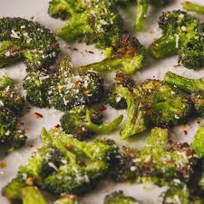 Smashed Broccoli Roasted Broccoli Food Sides Sidedish Broccoli Easyrecipe Video Veggie Dishes Healthy Snacks Vegetable Recipes