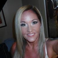 Mitzi Shaw's Instagram, Twitter & Facebook