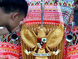 Presiden pertama indonesia adalah salah satu tokoh perumusan pancasila dari 5 tokoh yang berperan dalam perumusan pancasila. Sejarah Perumusan Pancasila Dari 3 Tokoh Nasional Yang Perlu Diketahui Ragam Bola Com