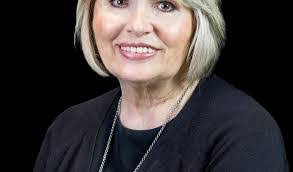 Janet Tuttle's Instagram, Twitter & Facebook