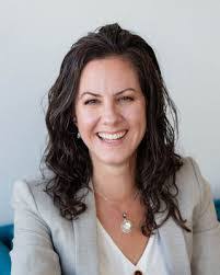 Jillian Whelan's Instagram, Twitter & Facebook