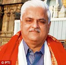 RAISINA TATTLE: Judge's shoe gesture