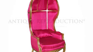 Add luxury and comfort to your space with these magnificent pink gold throne chairs at unbeatable discounts on alibaba.com. Balloon Bonnet Throne Chair Antique Gold And Hot Pink Antique Reproduction Shop