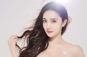 Sao nữ Trung Quốc chết lõa thể: Vỡ mộng minh tinh sau 4 năm