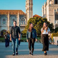 Het is de op een na grootste stad van portugal (na lissabon). Catolica Lisbon Summer Academy Summer Schools In Europe