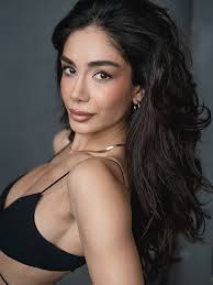 Eve Pearson🤍 Some gorgeous shots of Eve for @saratamimiofficial 👗 📧Book  Eve now via bookings@ttmmanagement.co.uk #ttmmanagement #madeyoulook  #thebeautifulnorth #femalemodel #newfacemodel