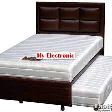 Hadir dengan beragam tipe dan ukuran, spring bed bigland menggunakan matras yang empuk untuk mendukung kenyamanan maksimal saat tidur. Jual Promo Harga Spring Bed Bigland Twin New Lily Ukuran 100x200 Full Set Jakarta Selatan Myelectronic Tokopedia