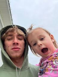 My truck got smashed in a wreck and I work for myself and I need someone  with a pick up that wants to work until my insurance gets me a vehicles my