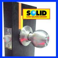 Kunci merk solid dan daftar harga handle pintu minimalis di jawa tengah | dowshardware.com distributor handle panic exit dan gagang pintu italy, menyajikan info kunci merk solid murah model terbaru di jawa tengah dan sekitarnya siap melayani pembelian silinder kunci pintu dan kunci pintu rumah seluruh indonesia. Jual Handle Pintu Solid Terbaik Harga Murah July 2021 Cicil 0