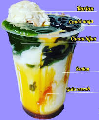 Selain itu kamu pun dapat berkreasi dengan cincau untuk menghasilkan minuman yang nikmat untuk keluarga. Es Cincau Hijau Kaisar ç…§ç‰‡ Kayuagung Sumatera Selatan Indonesia èœå• ä»·æ ¼ é¤åŽ…ç‚¹è¯„ Facebook