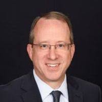 Scott Uren's Instagram, Twitter & Facebook