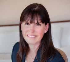 Mona Brewer's Instagram, Twitter & Facebook